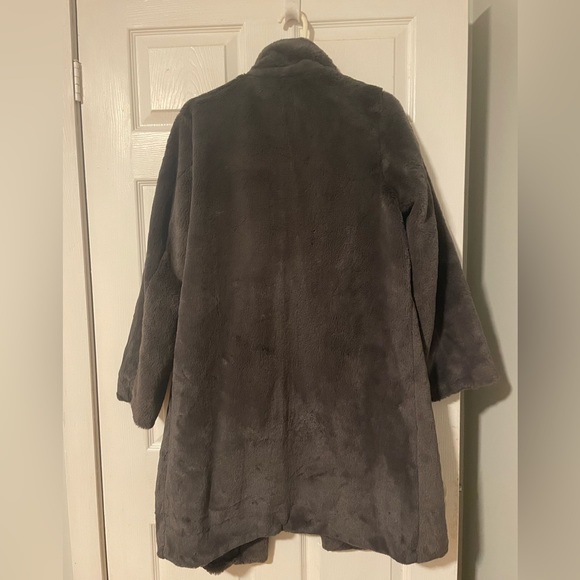 Avec Les Filles Remsen Faux Fur Coat - Picture 8 of 12